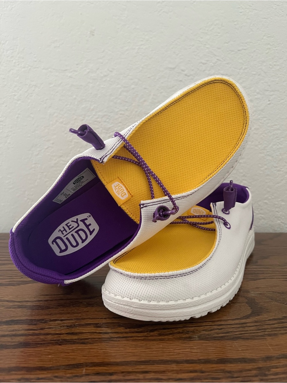 Hey Dude LSU Tigers Wendy Shoes Size 9